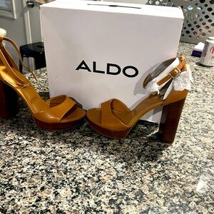 Brand new ENAEGYN 2.0 in tan